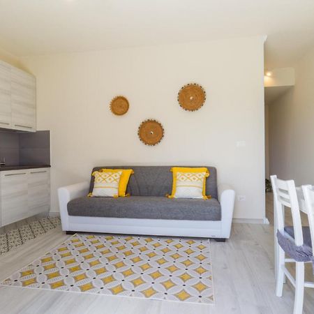 1 - Villa Is Orrosas - Apartments 1 - Sa Crai Apartments Sardinian Experience 로초라이 외부 사진