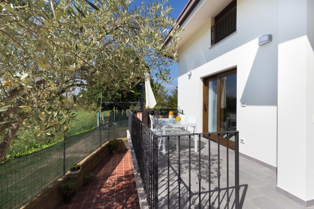 1 - Villa Is Orrosas - Apartments 1 - Sa Crai Apartments Sardinian Experience 로초라이 외부 사진