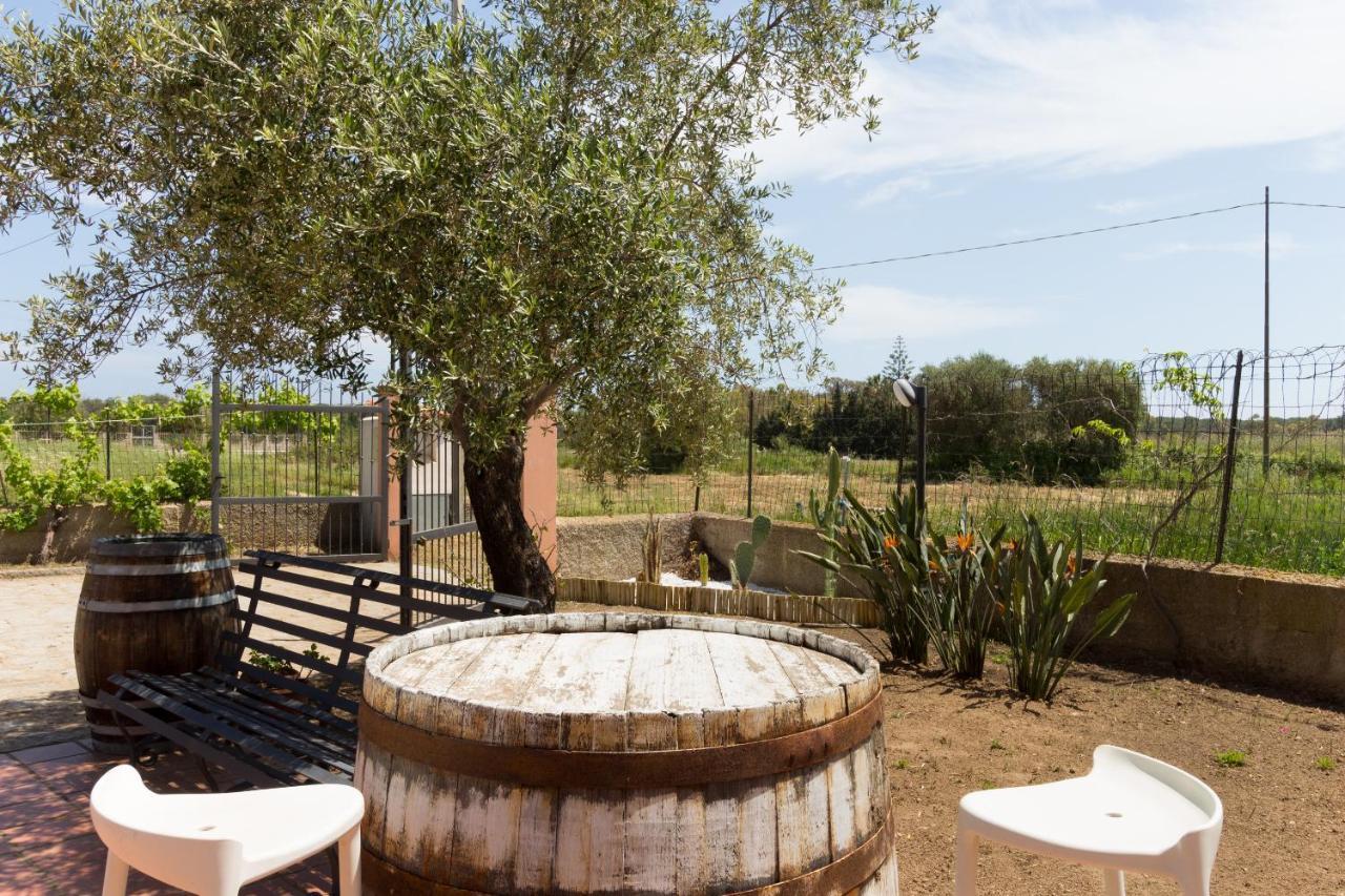 1 - Villa Is Orrosas - Apartments 1 - Sa Crai Apartments Sardinian Experience 로초라이 외부 사진