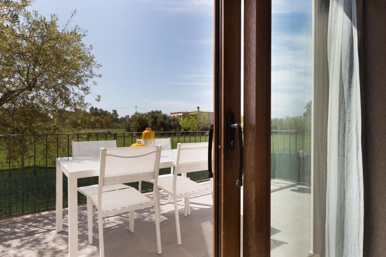 1 - Villa Is Orrosas - Apartments 1 - Sa Crai Apartments Sardinian Experience 로초라이 외부 사진